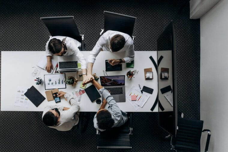 ビジネスで使える英語とは？日常英会話との決定的な違い【ビジネス英語ガイド】