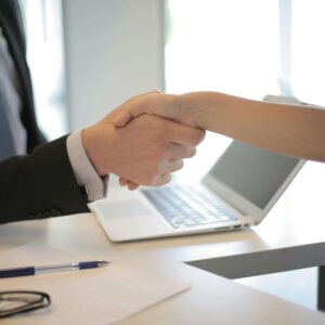 【国内企業編】英語を活かす仕事でTOEICは就職・転職に意味があるの？評価と実務レベルの現実