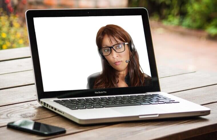 ネイティブ講師から学べるオンライン英会話5選を比較！無料体験でネイティブ講師は選べる？